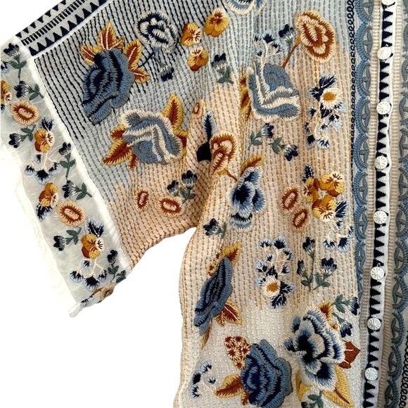 Johnny Was Minerva Embroidered Blouse Blue Cream Floral XS Boho Artisan - Picture 5 of 10